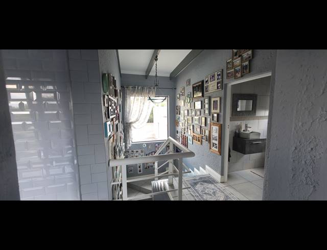 4 BEDROOM FREESTANDING FOR SALE IN BANKENVELD